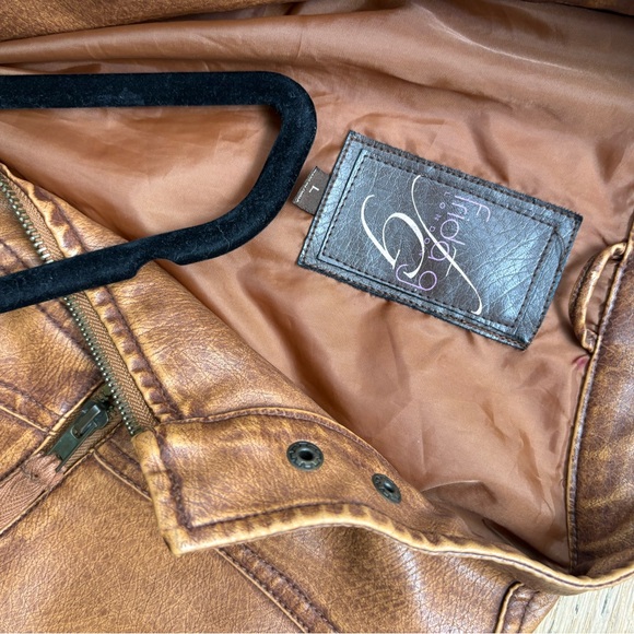 Cute Jacket - Picture 7 of 8